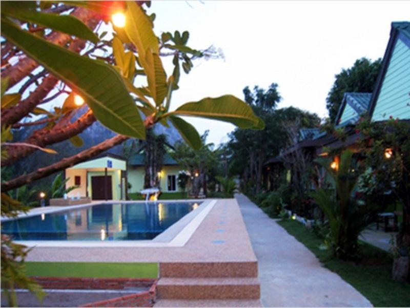 Sanghirun Resort Pran Buri Exterior photo